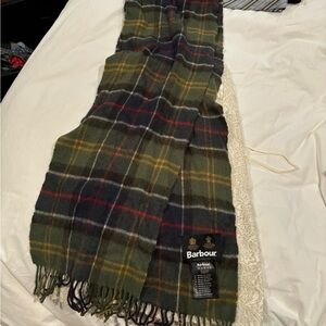 Barbour scarf